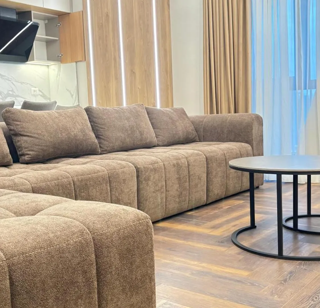Blue Boutique Apartments 3 Tirana 0*,